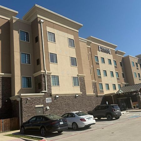 Staybridge Suites - Denton By Ihg מראה חיצוני תמונה