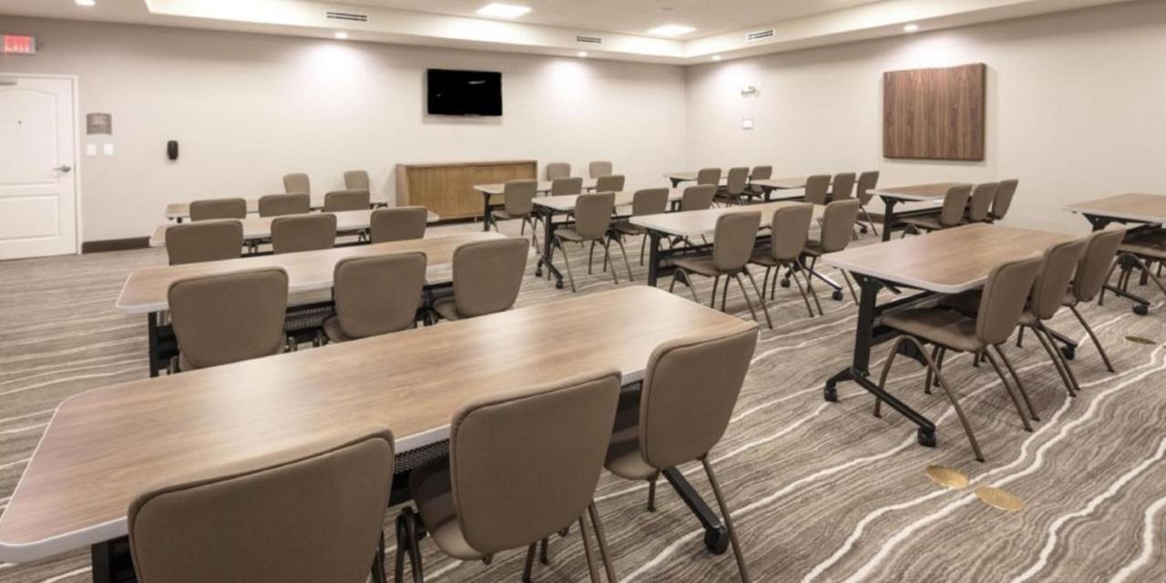 Staybridge Suites - Denton By Ihg מראה חיצוני תמונה